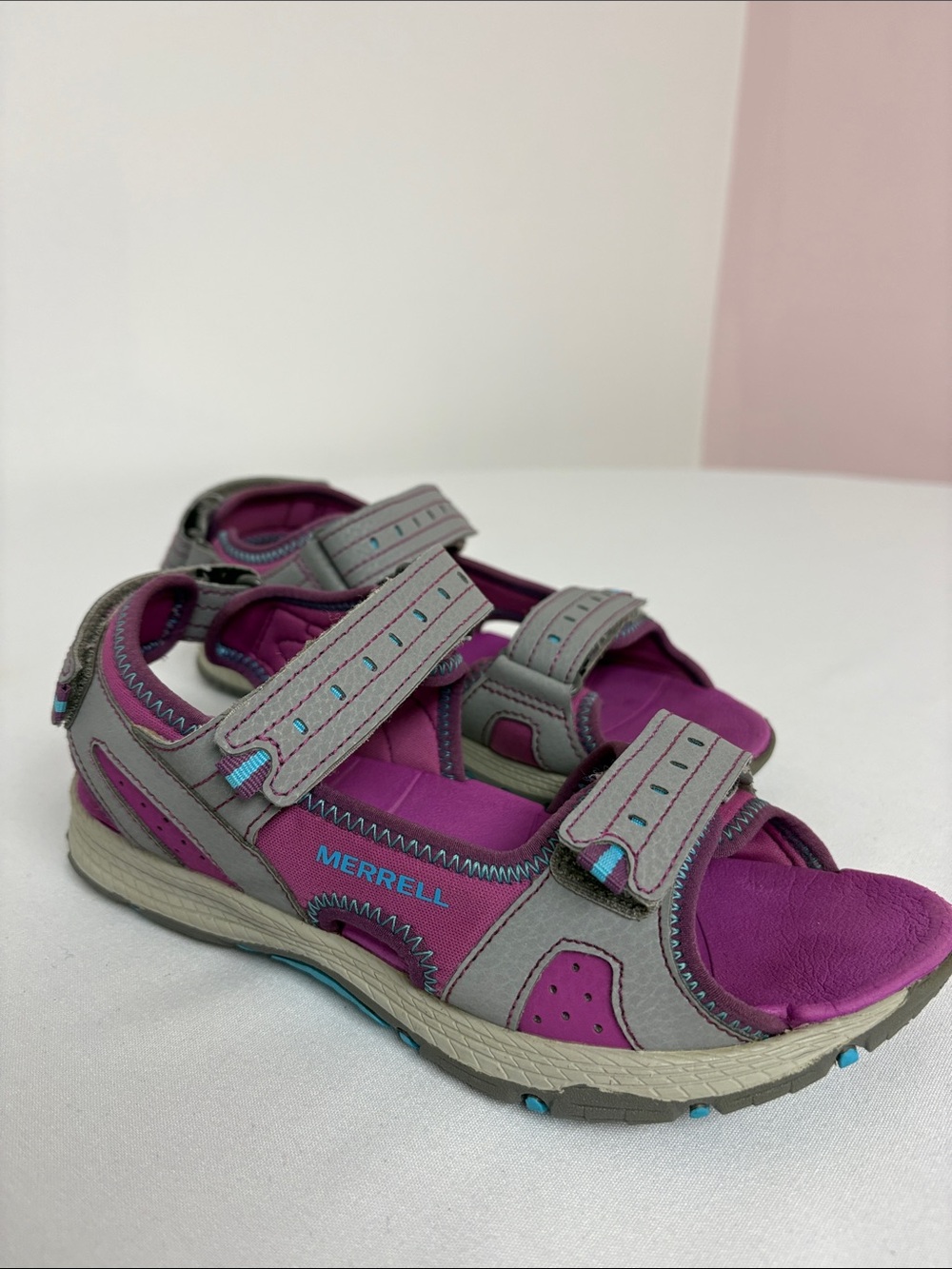 Merrell Girls Youth Size 4 Sport Hiking Sandals Gray Pink Aqua